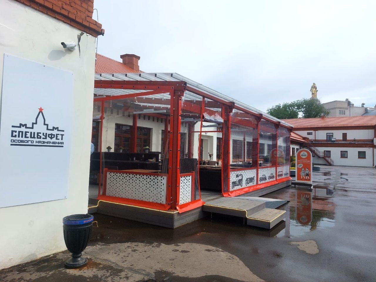 ПВХ шторы для летней террасы кафе в Липках